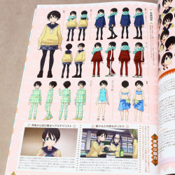 YURUCAMP Laid-Back Camp - Official Guide Book