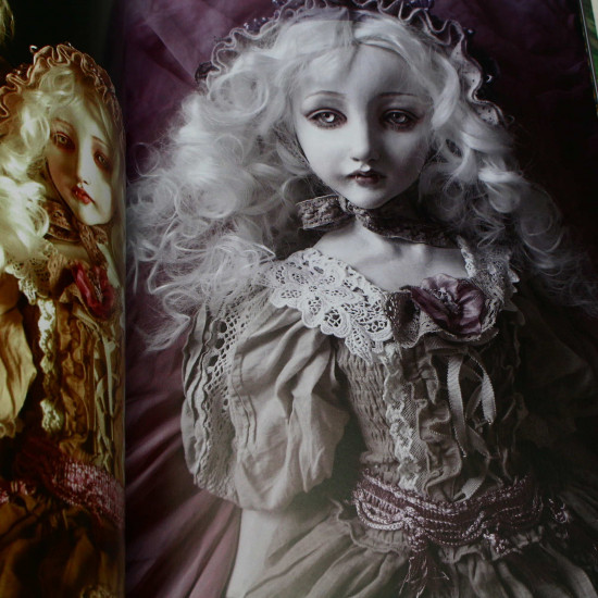 Mari Shimizu - Dolls Collection - Wonderland